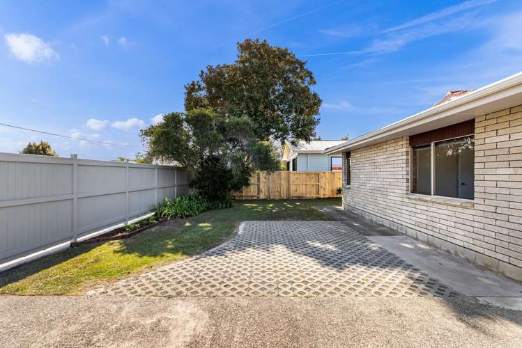 19 South Road Waipu_31