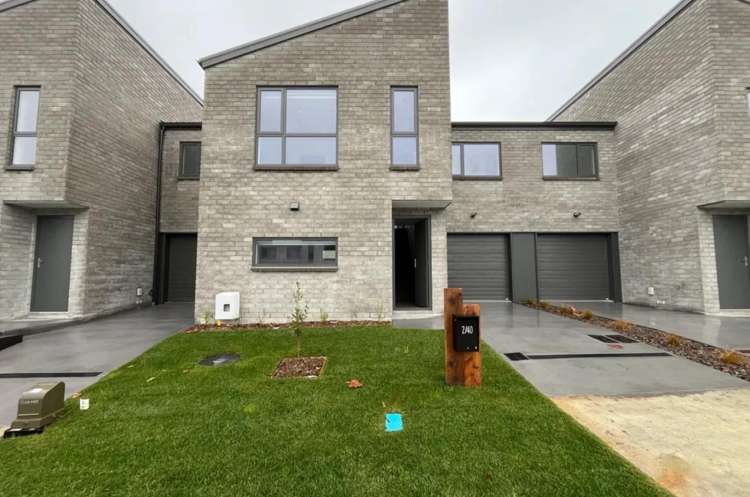 2/40 Briannarose Drive_0