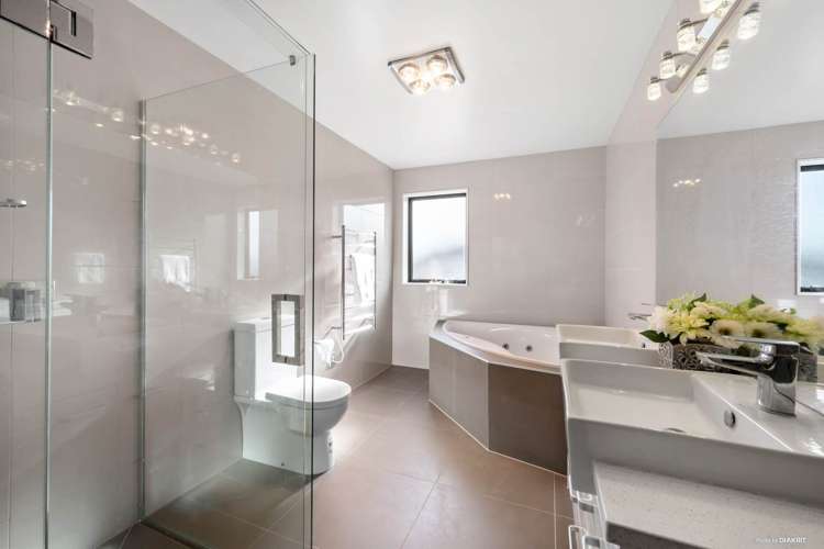 6 Palazzo Close Flat Bush_8