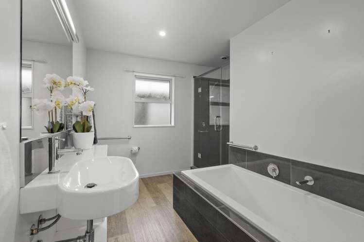 4 Levinge Lane Hillmorton_16