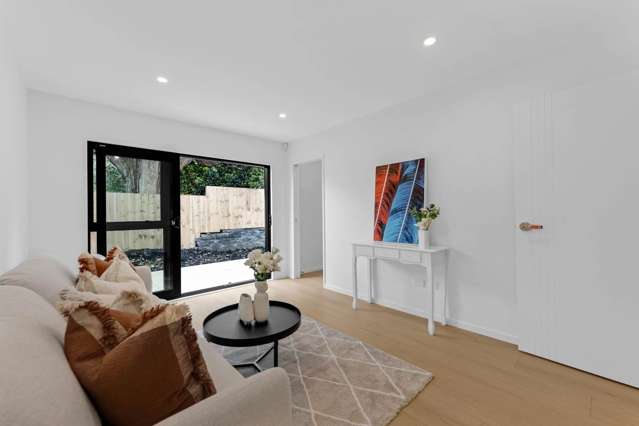 1-8, 21 Baird Street Howick_2