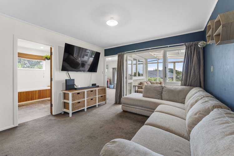 53 Tasman Road Otaki Beach_25