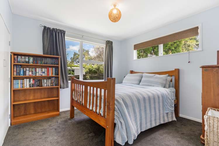 69a Woodglen Road Glen Eden_7