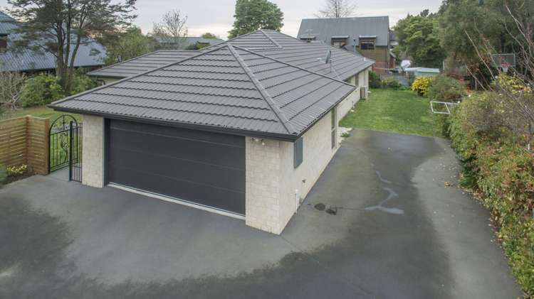 3 Pukeuri Lane Hillsborough_18