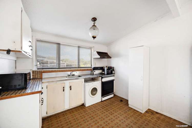 112 Muir Avenue Mangere Bridge_7