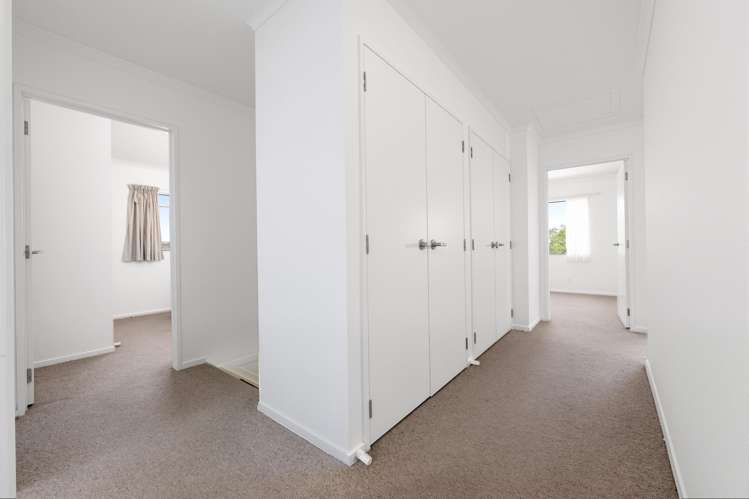 16 Pyramid Place Glen Eden_15