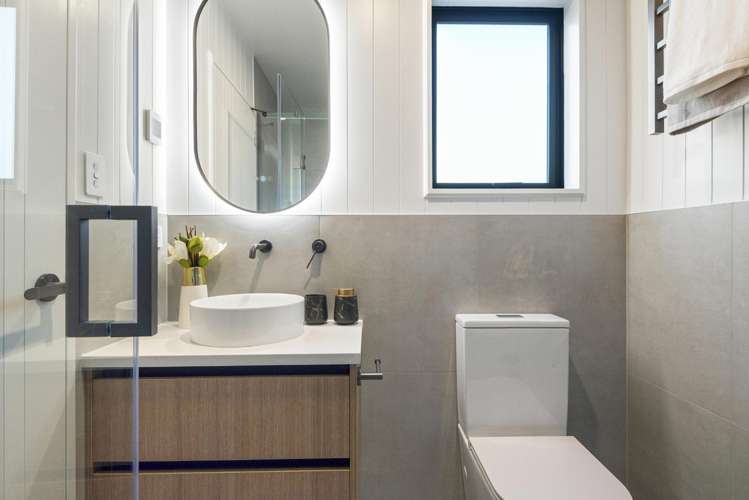 1/18 Handley Avenue Narrow Neck_22