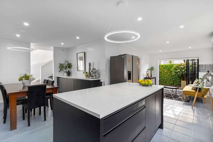 16 Kiwitea Street Sandringham_11