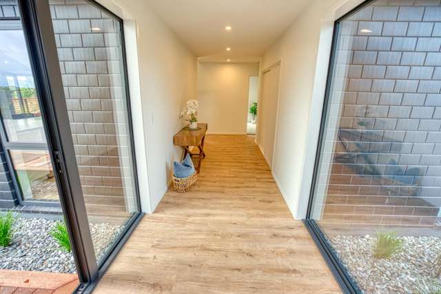 61 Ashley Drive Paroa_4