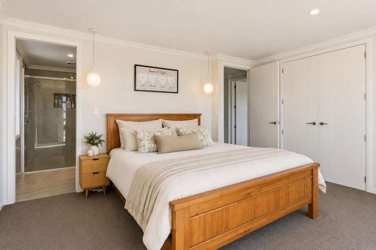 19 Crescent Road Otumoetai_17