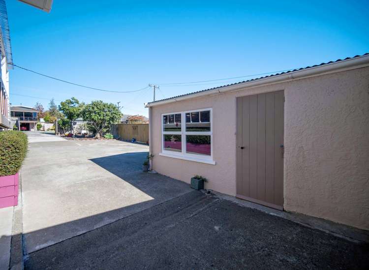 31 Maitland Avenue Stoke_25