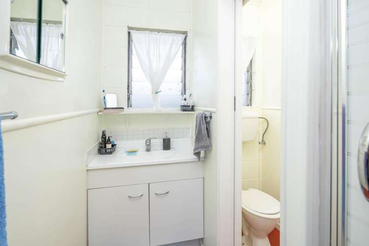 88 Lake Road Frankton_23