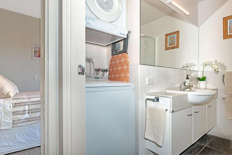 307/2 Reads Quay Gisborne_14