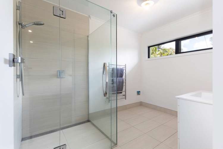 225b Victory Road Laingholm_15