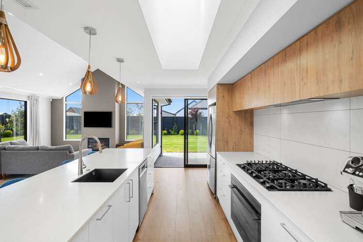 8 Hull Crescent Lincoln_7