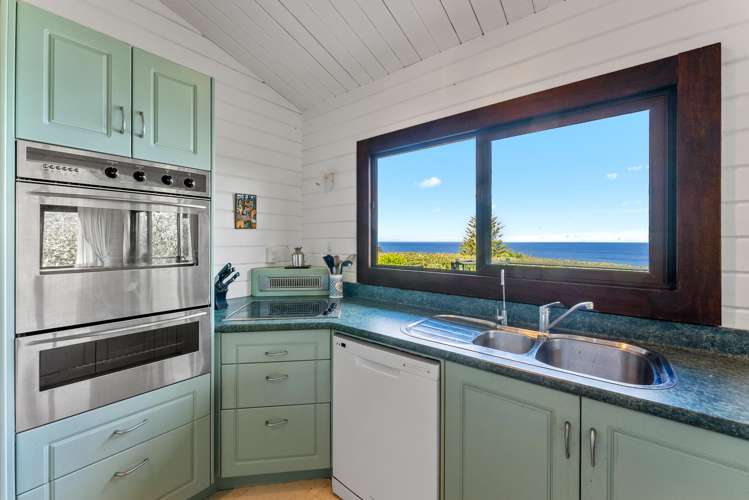 14 Penguin Street Leigh_17