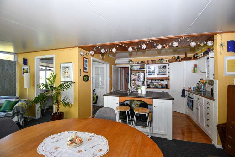 24 Armstrong Avenue Carterton_7