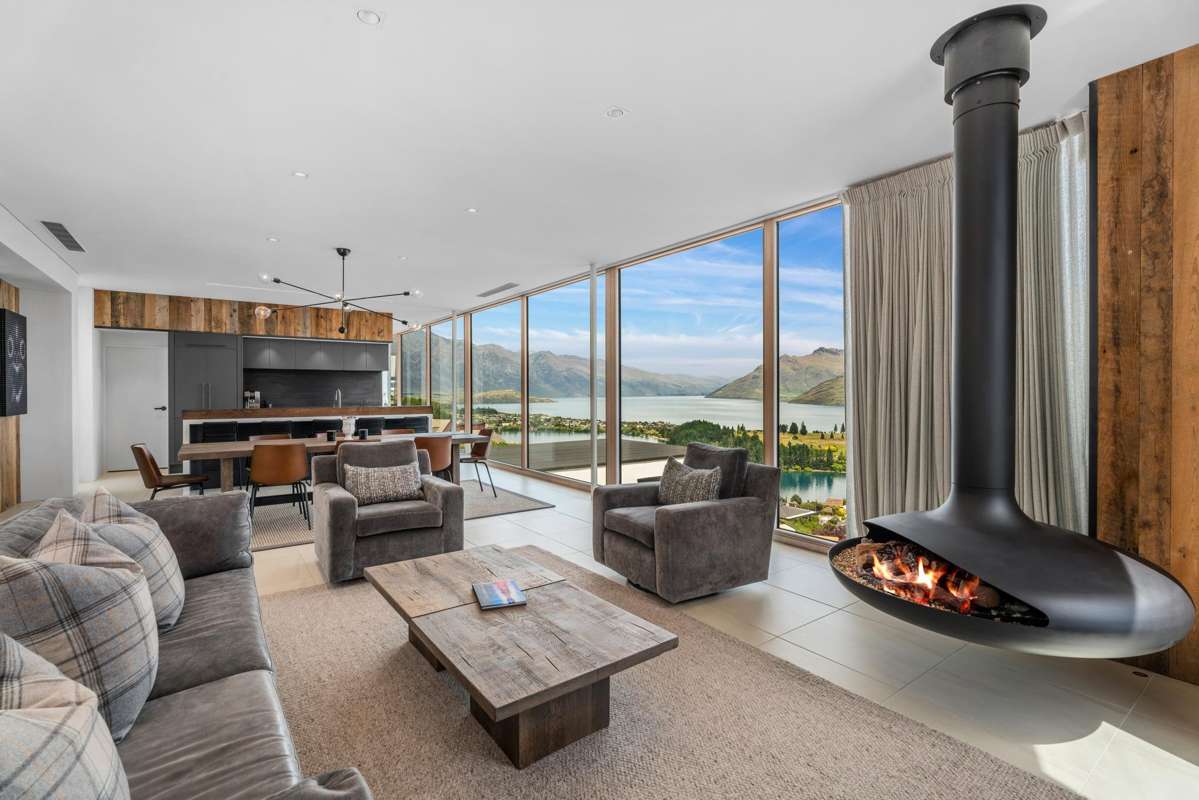 32 Edinburgh Drive_1
