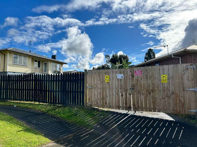 5 Civil Place Otara_12