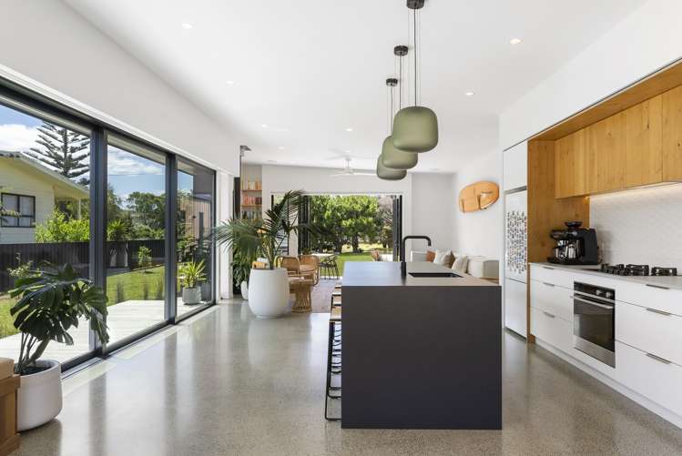 221 Sylvia Road Whangamata_12