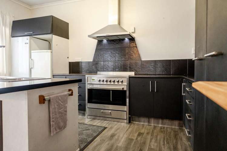 62 Blake Street Blaketown_14