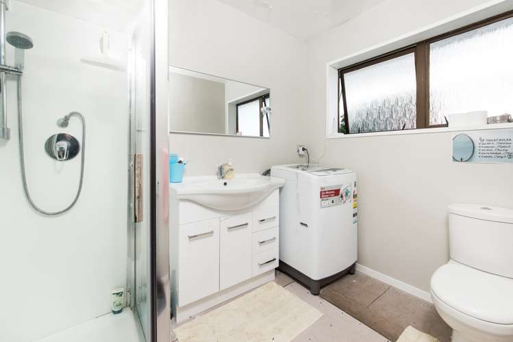 58 Senator Drive Manurewa_11
