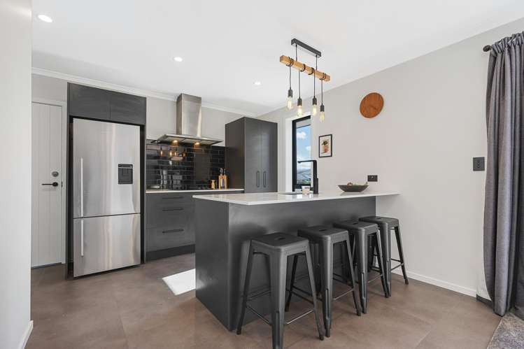7 Angus Place Carterton_8