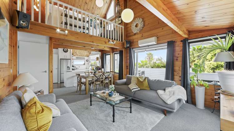 4 Siesta Terrace Gulf Harbour_5