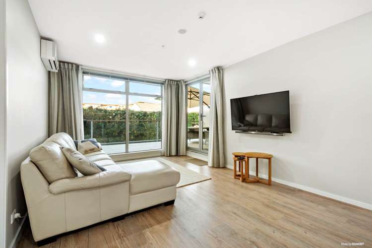 106/19 Bute Road Browns Bay_6