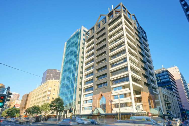 36 Customhouse Quay_0