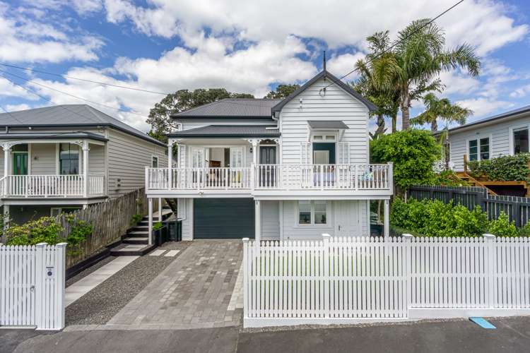 15 Abbotsford Terrace Devonport_23