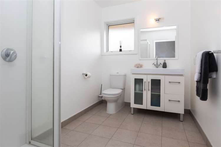 8 Ladbrokes Place Fendalton_15