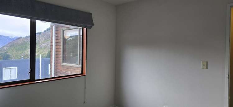 17 Watts Road Fernhill/Sunshine Bay_10