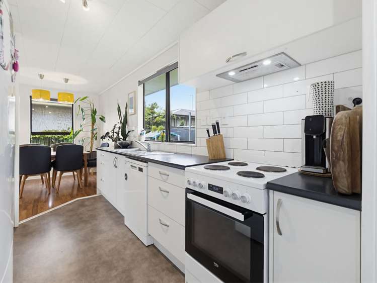 13A Kaiwaka Road Waiuku_8