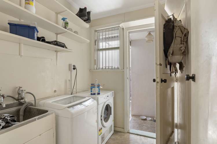 2 Robbins Crescent Hawera_13