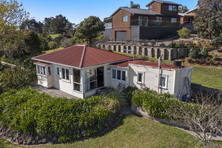 1 Junction Road Oneroa_15