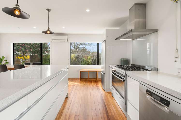 12 Van Asch Street_4