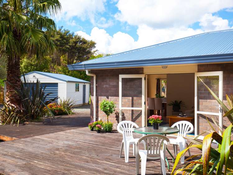 19 Tutchen Avenue Raglan_23