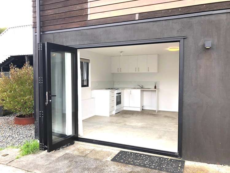 247 Sturges Road Henderson_12