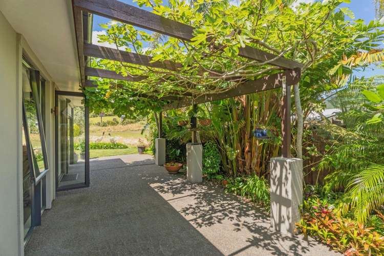 29 Sanctuary Cove Pauanui_29