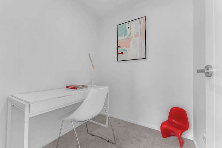 2 West Harbour Drive West Harbour_24