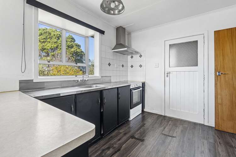 25 Brookes Terrace Waitara_1