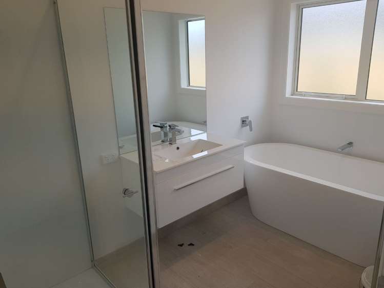 93a-B Gladstone Road Woodend_16