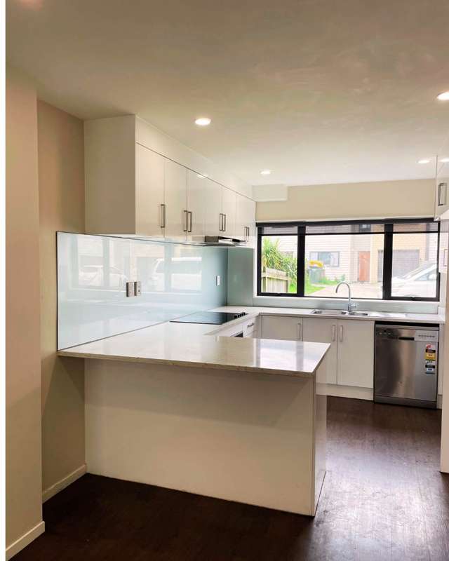 18 Millcroft Lane Ranui_2