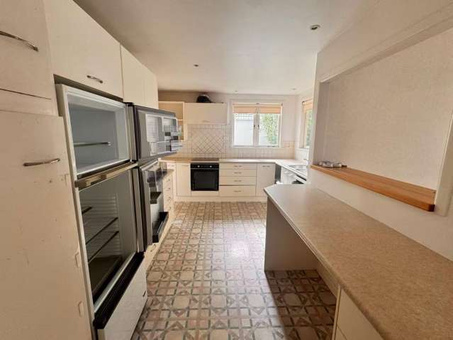 28 Rawhitiroa Road 1704_3