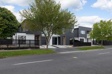 2/57 Herbert Road_1