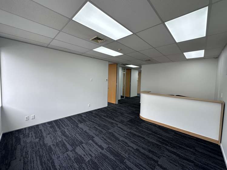 A/44-46 Constellation Drive Rosedale_7