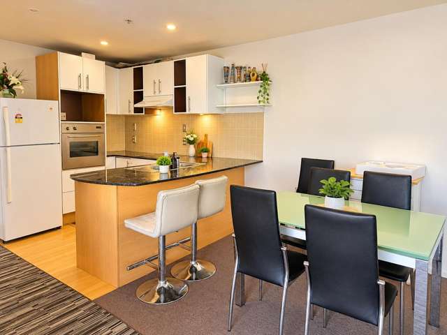 5L/17 Crown Lynn Place New Lynn_1