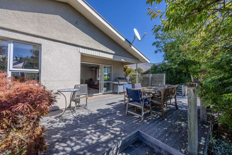 132 Aubrey Road Wanaka_14