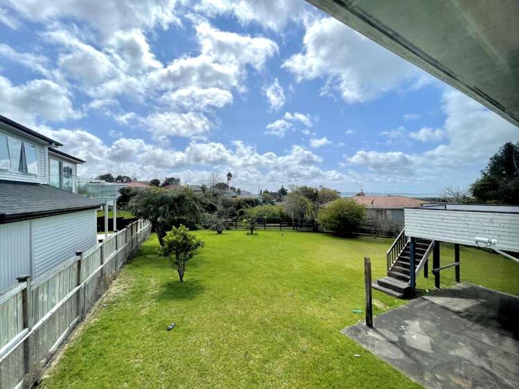 3 Taha Road Te Atatu South_17